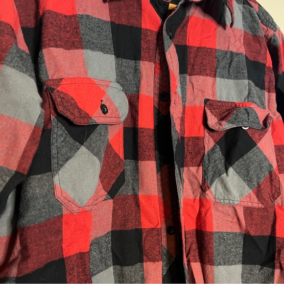 EUC Carbon Men's Long Sleeve Red Flannel Button Up Sz L 100% Cotton - Picture 3 of 4